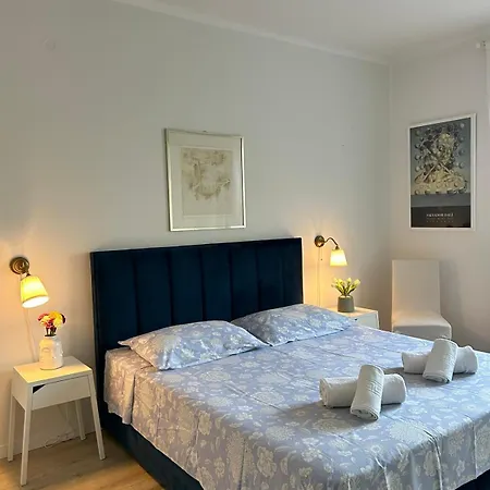 Andra Apartment